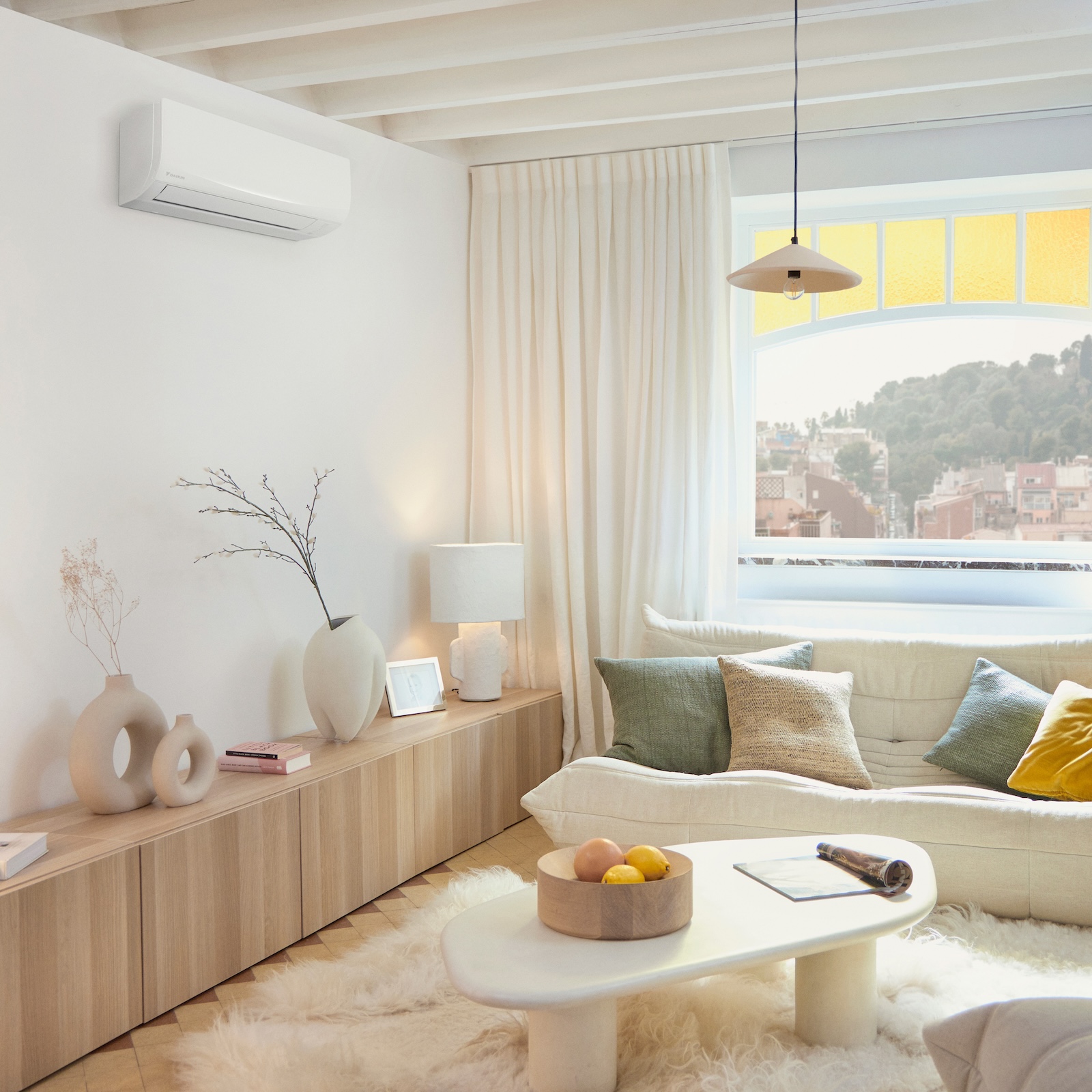 Splitová klimatizace v pokoji